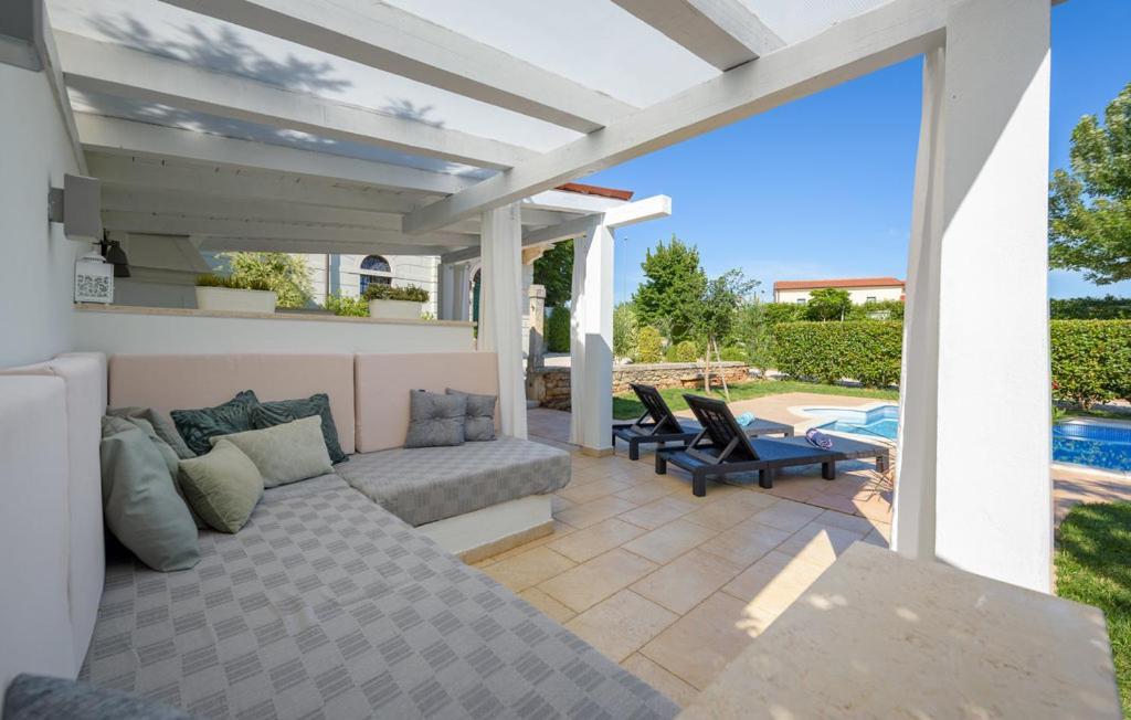 Villa Vigneri Novigrad  ภายนอก รูปภาพ